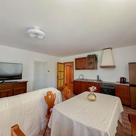 Gio' Garden Apartment